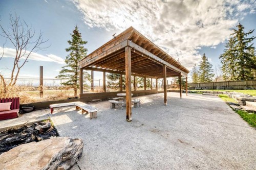 10909 Eamon Road Nw, Calgary, AB - Outdoor