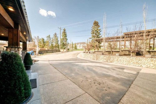 10909 Eamon Road Nw, Calgary, AB - Outdoor