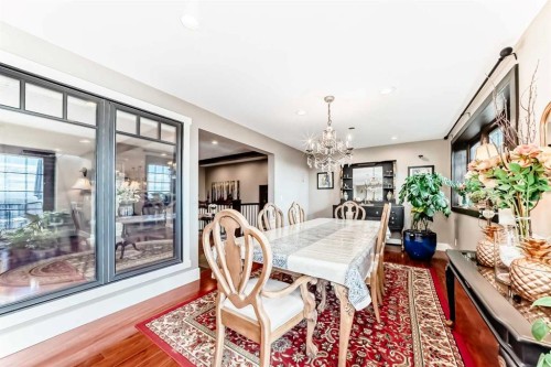 10909 Eamon Road Nw, Calgary, AB - Indoor Photo Showing Dining Room