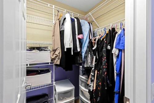 45 Patterson Hill Sw, Calgary, AB - Indoor With Storage