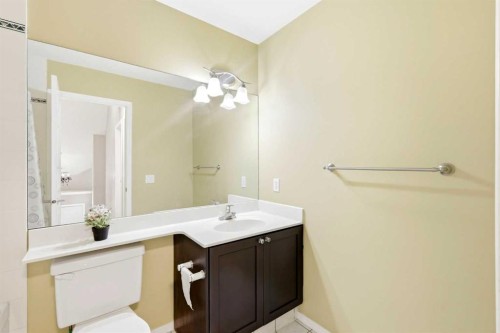 45 Patterson Hill Sw, Calgary, AB - Indoor Photo Showing Bathroom