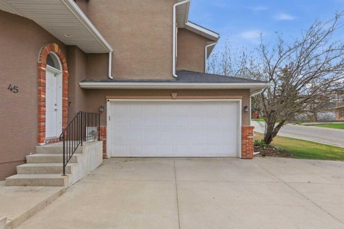 45 Patterson Hill Sw, Calgary, AB - Outdoor