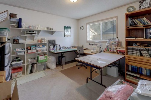 301 9 Street, Beiseker, AB - Indoor Photo Showing Office
