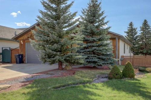 301 9 Street, Beiseker, AB - Outdoor