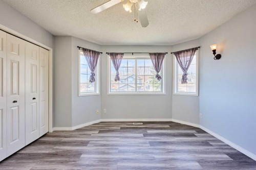 1085 Country Hills Circle Nw, Calgary, AB - Indoor Photo Showing Other Room