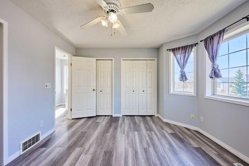 1085 Country Hills Circle Nw, Calgary, AB - Indoor Photo Showing Other Room