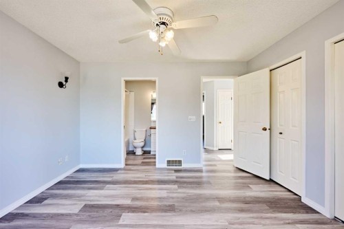 1085 Country Hills Circle Nw, Calgary, AB - Indoor Photo Showing Other Room