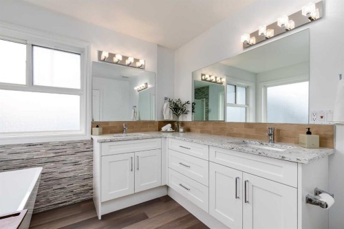 80 Canoe Square Sw, Airdrie, AB - Indoor Photo Showing Bathroom
