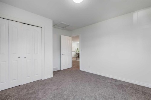 80 Canoe Square Sw, Airdrie, AB - Indoor