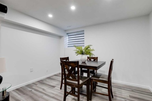 80 Canoe Square Sw, Airdrie, AB - Indoor Photo Showing Dining Room