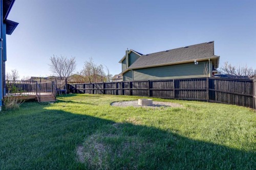 80 Canoe Square Sw, Airdrie, AB - Outdoor