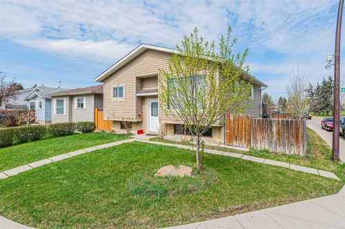 43 Abbercove Road Se, Calgary, AB - Outdoor