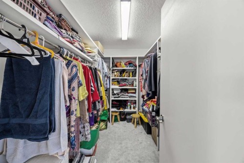 1360 Shawnee Road Sw, Calgary, AB - Indoor With Storage