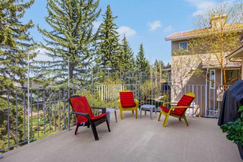 1360 Shawnee Road Sw, Calgary, AB - Outdoor