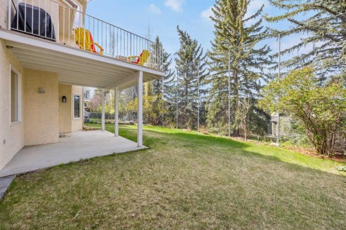 1360 Shawnee Road Sw, Calgary, AB - Outdoor