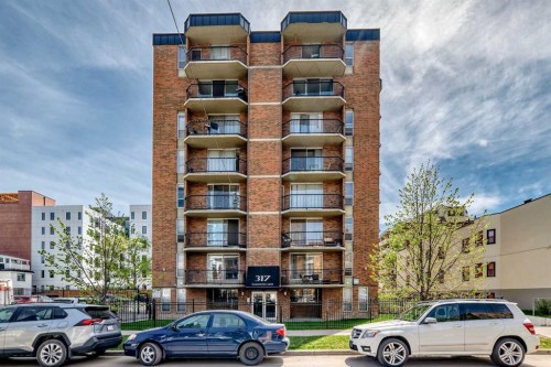 304-317 14 Avenue SW Calgary, AB T2R 0M4
