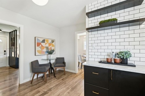 48 Haddock Road Sw, Calgary, AB - Indoor