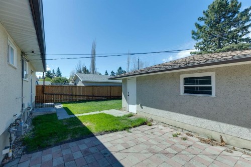 48 Haddock Road Sw, Calgary, AB - Outdoor