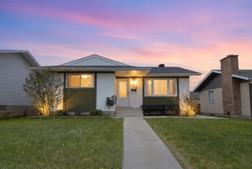 124 Maitland Drive Ne, Calgary, AB - Outdoor