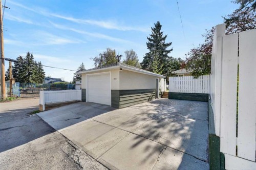 9211 Elbow Drive Sw, Calgary, AB 