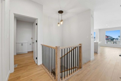 8 Tipping Avenue, Red Deer, AB - Indoor Photo Showing Other Room