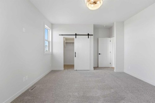 8 Tipping Avenue, Red Deer, AB - Indoor Photo Showing Other Room