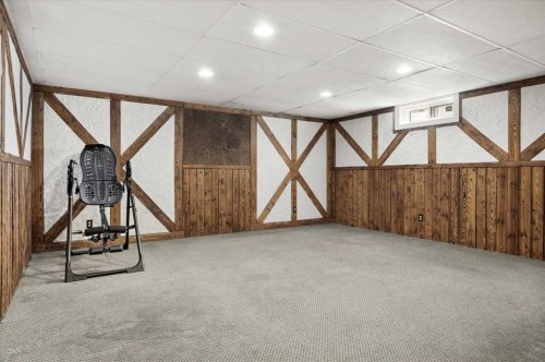 740 Canfield Place Sw, Calgary, AB - Indoor Photo Showing Other Room