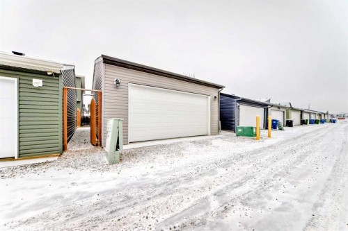 148 Howse Avenue Ne, Calgary, AB - Outdoor With Exterior