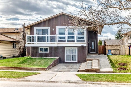 6824 Temple Drive Ne, Calgary, AB - Outdoor