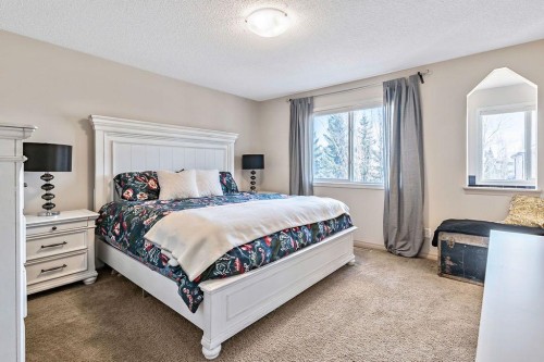 30 Drake Landing Common, Okotoks, AB - Indoor Photo Showing Bedroom