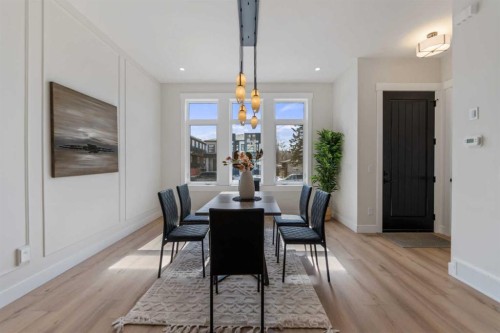 8108 47 Avenue Nw, Calgary, AB - Indoor Photo Showing Dining Room