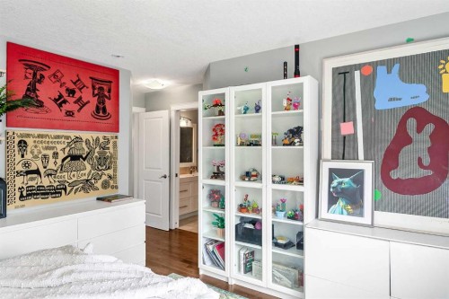 95 Hillgrove Crescent Sw, Calgary, AB - Indoor