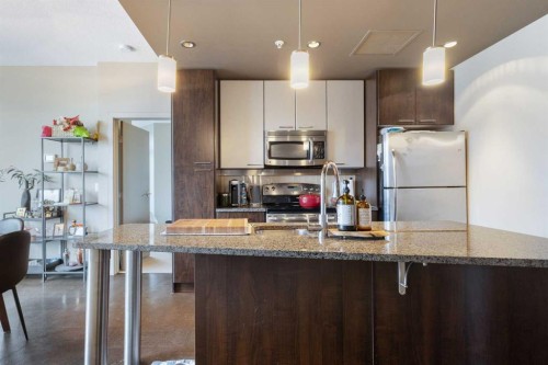 1902-220 12 Avenue Se, Calgary, AB - Indoor Photo Showing Kitchen With Upgraded Kitchen
