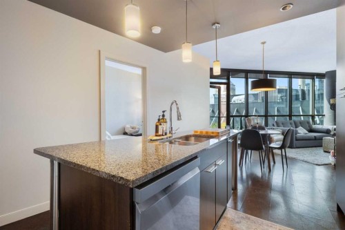 1902-220 12 Avenue Se, Calgary, AB - Indoor Photo Showing Kitchen With Double Sink With Upgraded Kitchen