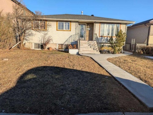 1106 39 Street Se, Calgary, AB - Outdoor
