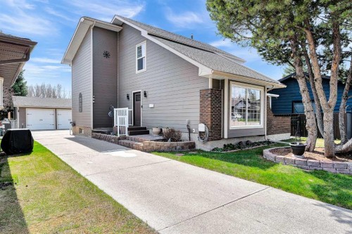 288 Deer Run Crescent Se, Calgary, AB - Outdoor