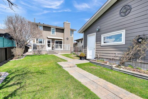 288 Deer Run Crescent Se, Calgary, AB - Outdoor With Deck Patio Veranda