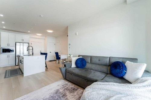 8309-1802 Mahogany Boulevard Se, Calgary, AB - Indoor Photo Showing Living Room