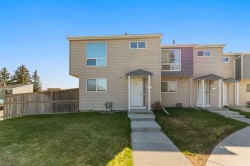 10-5425 Pensacola Crescent SE Calgary, AB T2A 2G7