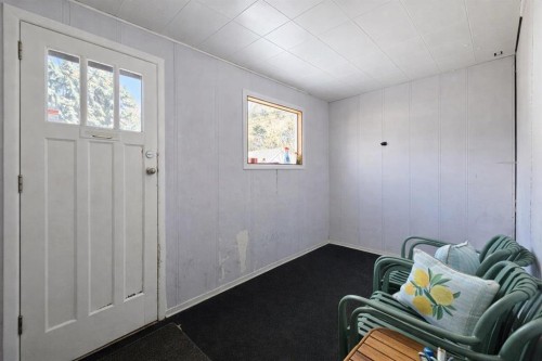 714 17 Avenue Nw, Calgary, AB - Indoor Photo Showing Other Room