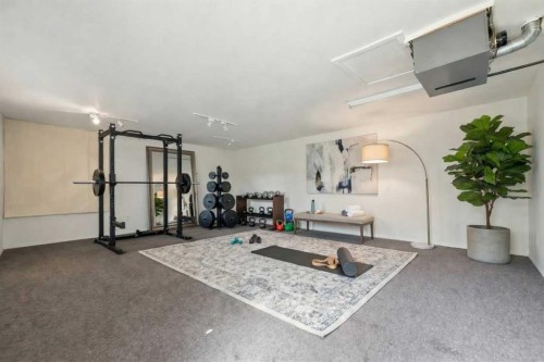 714 17 Avenue Nw, Calgary, AB - Indoor Photo Showing Gym Room