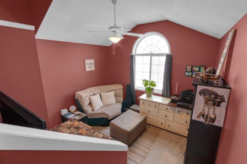 45-567 Edmonton Trail Ne, Airdrie, AB - Indoor