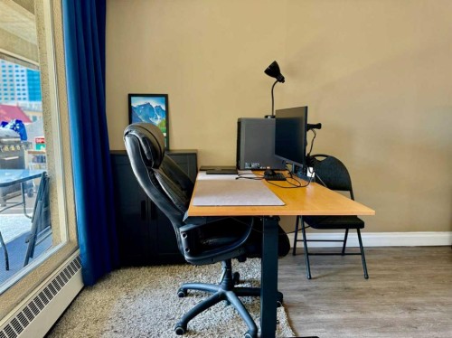 511-221 6 Avenue Se, Calgary, AB - Indoor Photo Showing Office