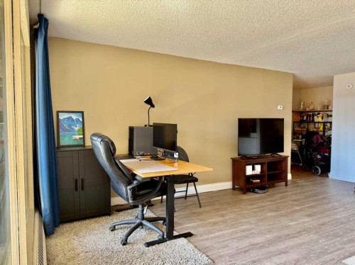 511-221 6 Avenue Se, Calgary, AB - Indoor Photo Showing Office