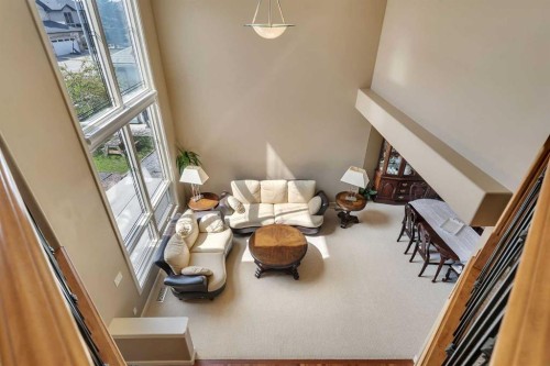 273 Everglade Circle Sw, Calgary, AB - Indoor Photo Showing Other Room