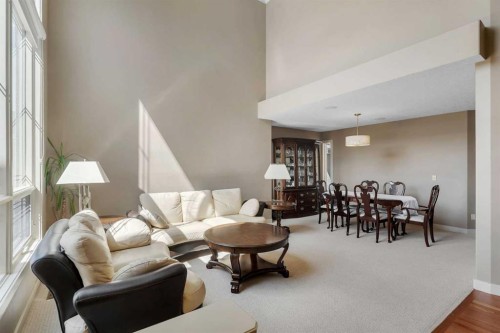 273 Everglade Circle Sw, Calgary, AB - Indoor