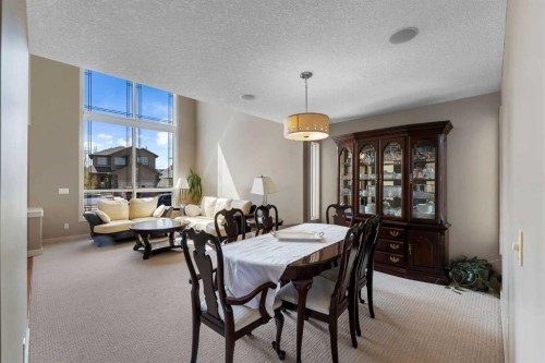 273 Everglade Circle Sw, Calgary, AB - Indoor Photo Showing Dining Room