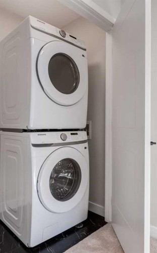 123 148 Avenue Nw, Calgary, AB - Indoor Photo Showing Laundry Room