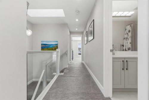 2024 36 Avenue, Calgary, AB - Indoor Photo Showing Other Room