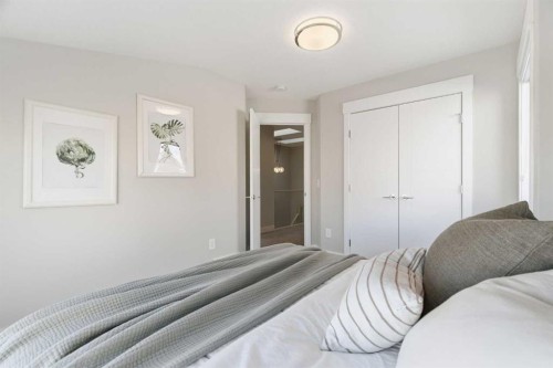 2024 36 Avenue, Calgary, AB - Indoor Photo Showing Bedroom